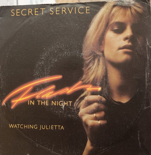 Secret service flash the - secret,